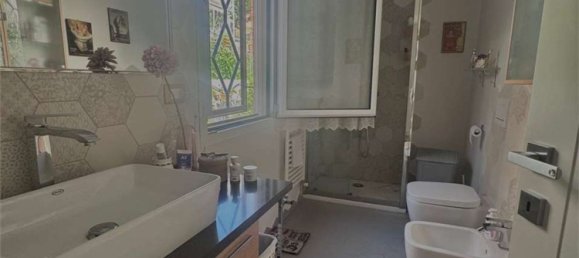 3 rooms Apartment in Savona, Italy No. 299533 10