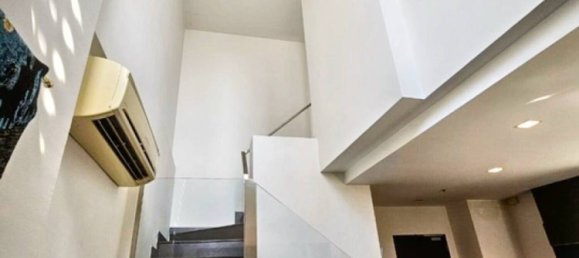 2 bedrooms Duplex in Bangkok, Thailand No. 23542 2