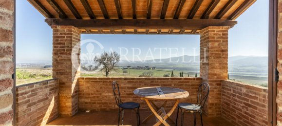 Дом с 5 спальнями в Кастильоне дель Лаго, Италия № 46311 46