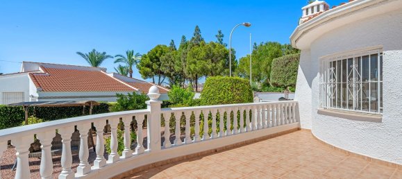 3 bedrooms House in Ciudad Quesada, Spain No. 177182 5