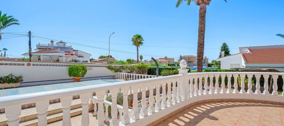 3 bedrooms House in Ciudad Quesada, Spain No. 177182 4