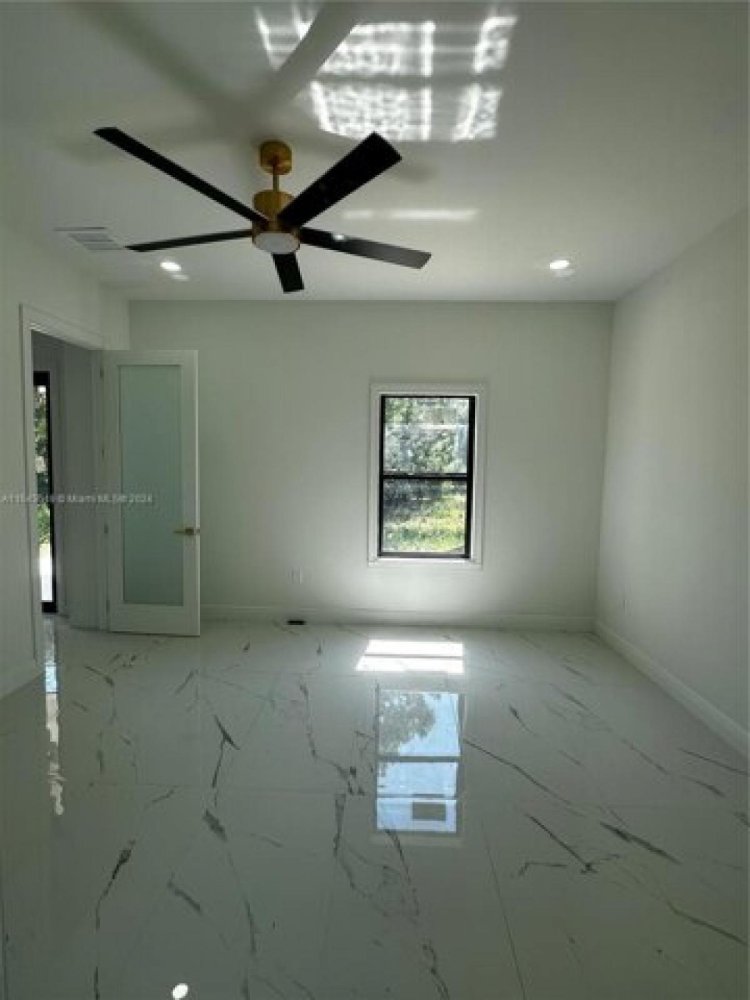 3 bedrooms House in Lehigh Acres, USA No. 382254