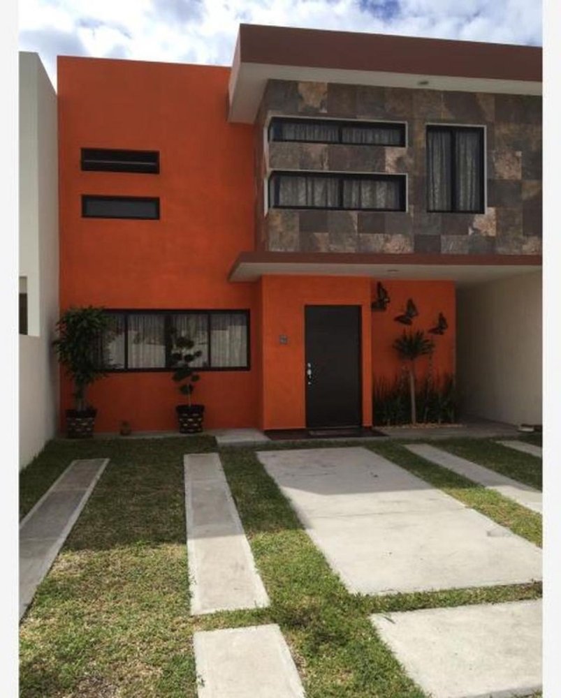3 bedrooms House in Tijuana, Mexico No. 160435