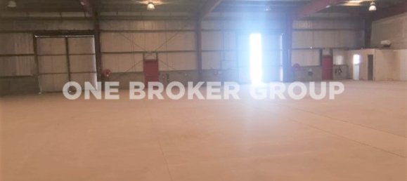 780.4m² Warehouse in Dubai Investment Park, UAE No. 1136 4