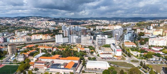 250m² Land in Lisbon, Portugal No. 125253 10