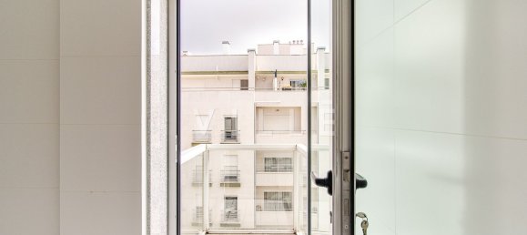 4 bedrooms Apartment in Aveiro, Portugal No. 137950 7