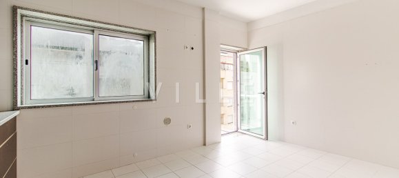 4 bedrooms Apartment in Aveiro, Portugal No. 137950 5