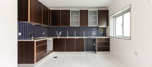 4 bedrooms Apartment in Aveiro, Portugal No. 137950 4