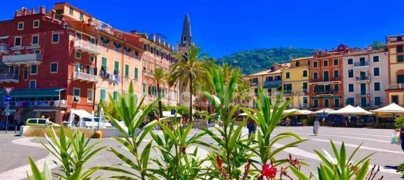 1 bedroom Apartment in Lerici, Italy No. 66609 3