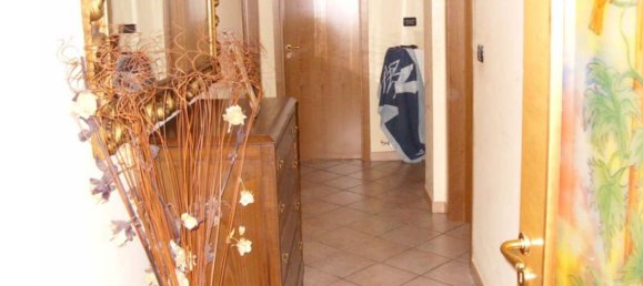 6 bedrooms Apartment in Rogliano, Italy No. 311612 15