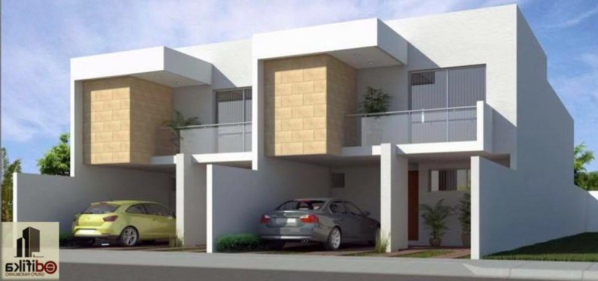 Casa de 3 dormitorios en San Luis Potosí, Mexico No. 160077