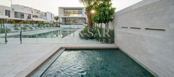 3 bedrooms Apartment in Dubai, UAE No. 6345 9