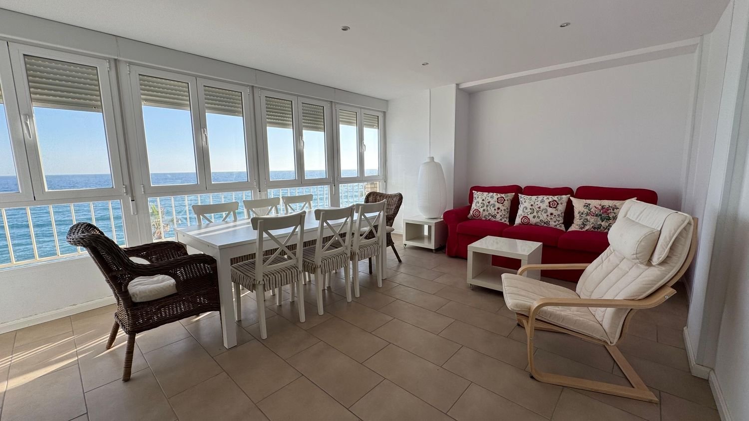 Квартира с 3 спальнями в Торренуэва Коста, Испания № 150753