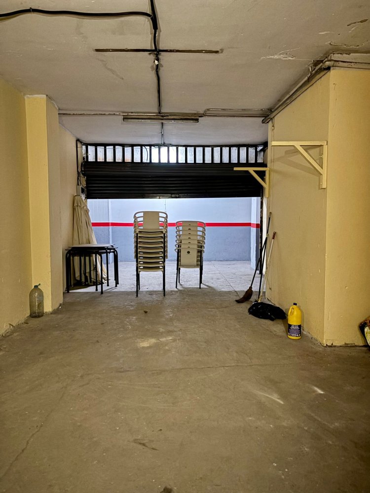 Entrepôt à Sants-Montjuic, Spain 60m² No. 171806