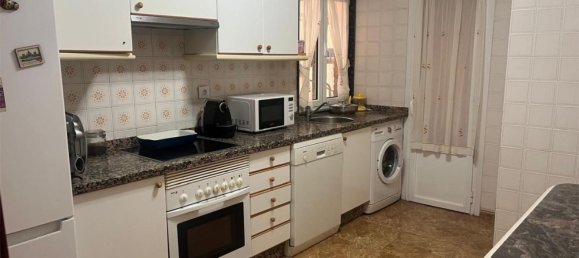 3 bedrooms Apartment in Oviedo, Spain No. 136247 20