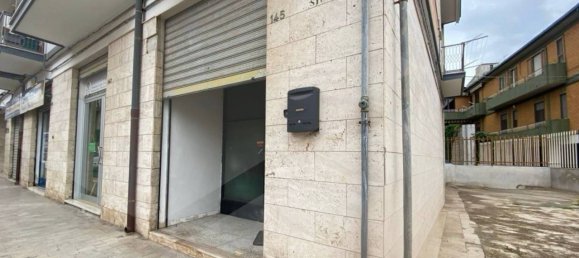 3 rooms Commercial property in San Severo, Italy No. 28051 2