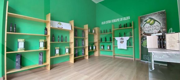 3 rooms Commercial property in San Severo, Italy No. 28051 3