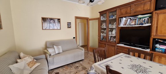 Apartamento de 3 dormitorios en Ancona, Italy No. 358152 2