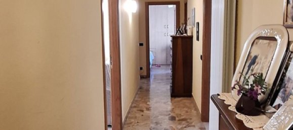 Apartamento de 3 dormitorios en Ancona, Italy No. 358152 6