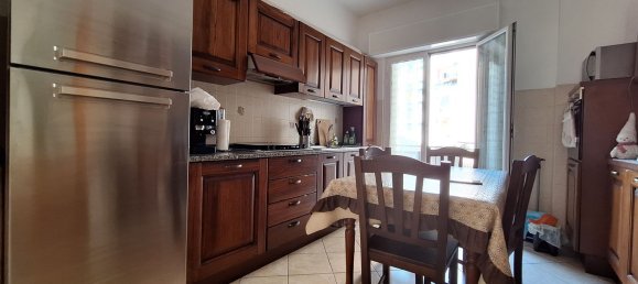 Apartamento de 3 dormitorios en Ancona, Italy No. 358152 8