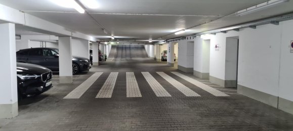  Parking in Munich, Germany No. 240703 2