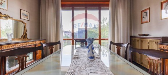 3 bedrooms Villa in Cairate, Italy No. 310290 13