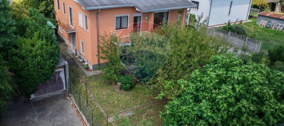 3 bedrooms Villa in Cairate, Italy No. 310290 36