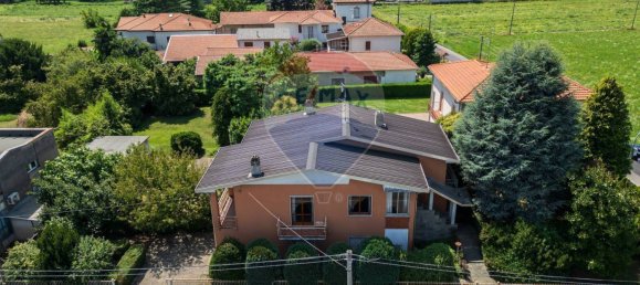 3 bedrooms Villa in Cairate, Italy No. 310290 33