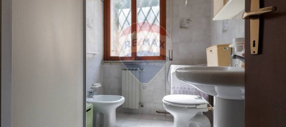 3 bedrooms Villa in Cairate, Italy No. 310290 26