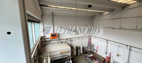 Armazém em Albano Sant'Alessandro, Italy 250 m² N.º 364744 3