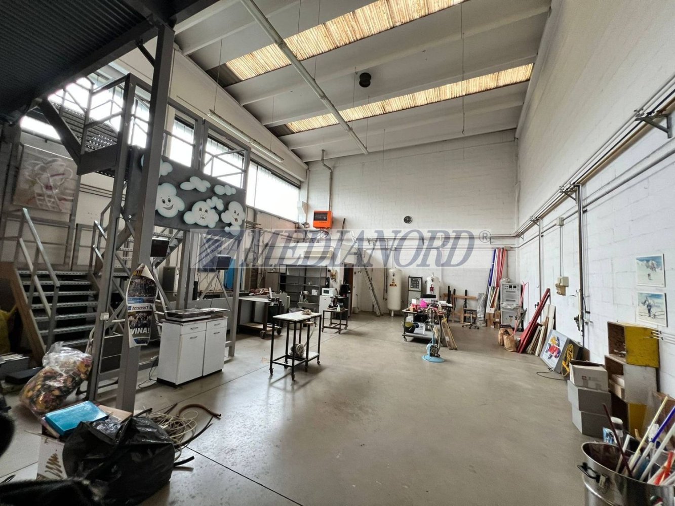 Armazém em Albano Sant'Alessandro, Italy 250 m² N.º 364744