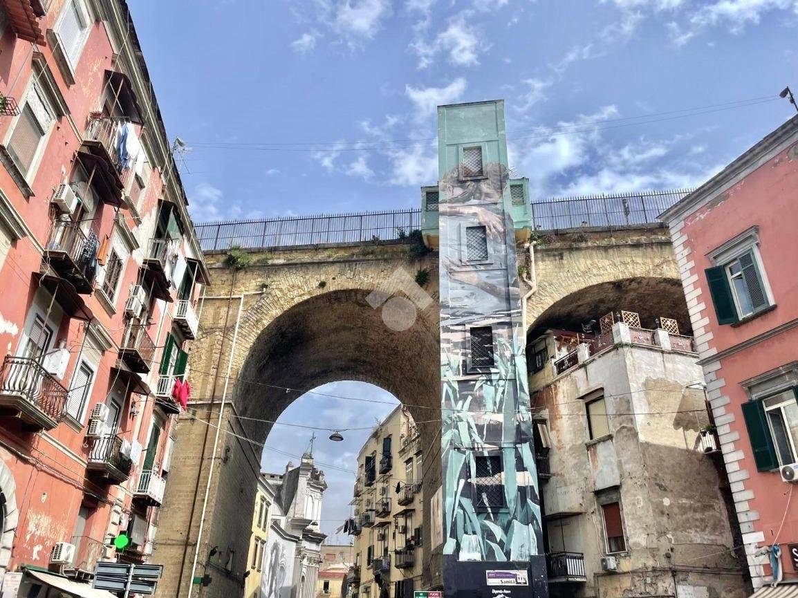 Apartamento de 2 dormitorios en Naples, Italy No. 9333