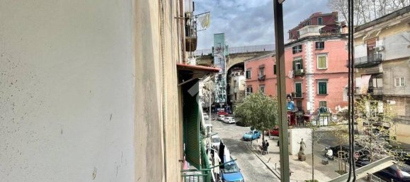 Apartamento de 2 dormitorios en Naples, Italy No. 9333 21
