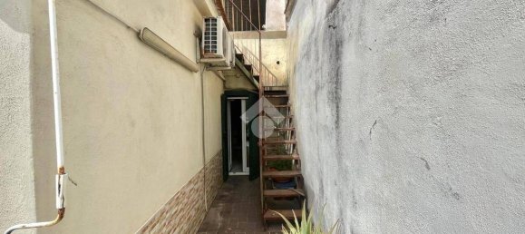 Apartamento de 2 dormitorios en Naples, Italy No. 9333 17