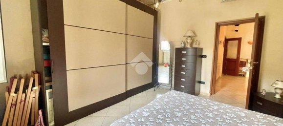 Apartamento de 2 dormitorios en Naples, Italy No. 9333 10
