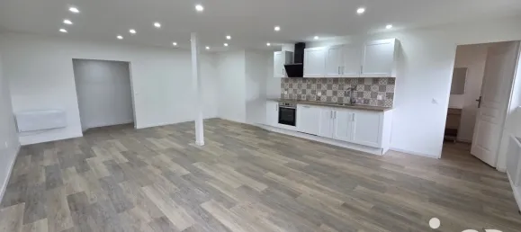 3 bedrooms House in Seine-et-Marne, France No. 321626 2