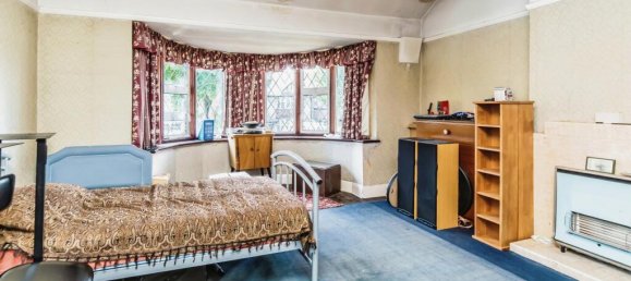 4 bedrooms House in South Croydon, United Kingdom No. 8102 16