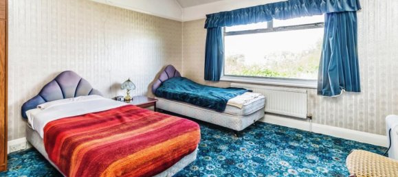 4 bedrooms House in South Croydon, United Kingdom No. 8102 28