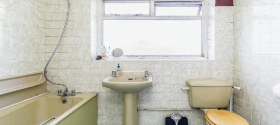 4 bedrooms House in South Croydon, United Kingdom No. 8102 19