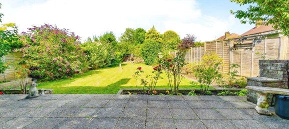 4 bedrooms House in South Croydon, United Kingdom No. 8102 5