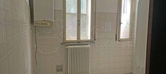 3 bedrooms Apartment in Ferrara, Italy No. 340709 5