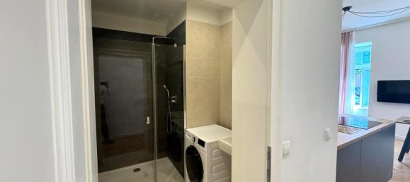 2 rooms Apartment in Favoriten, Austria No. 233624 5