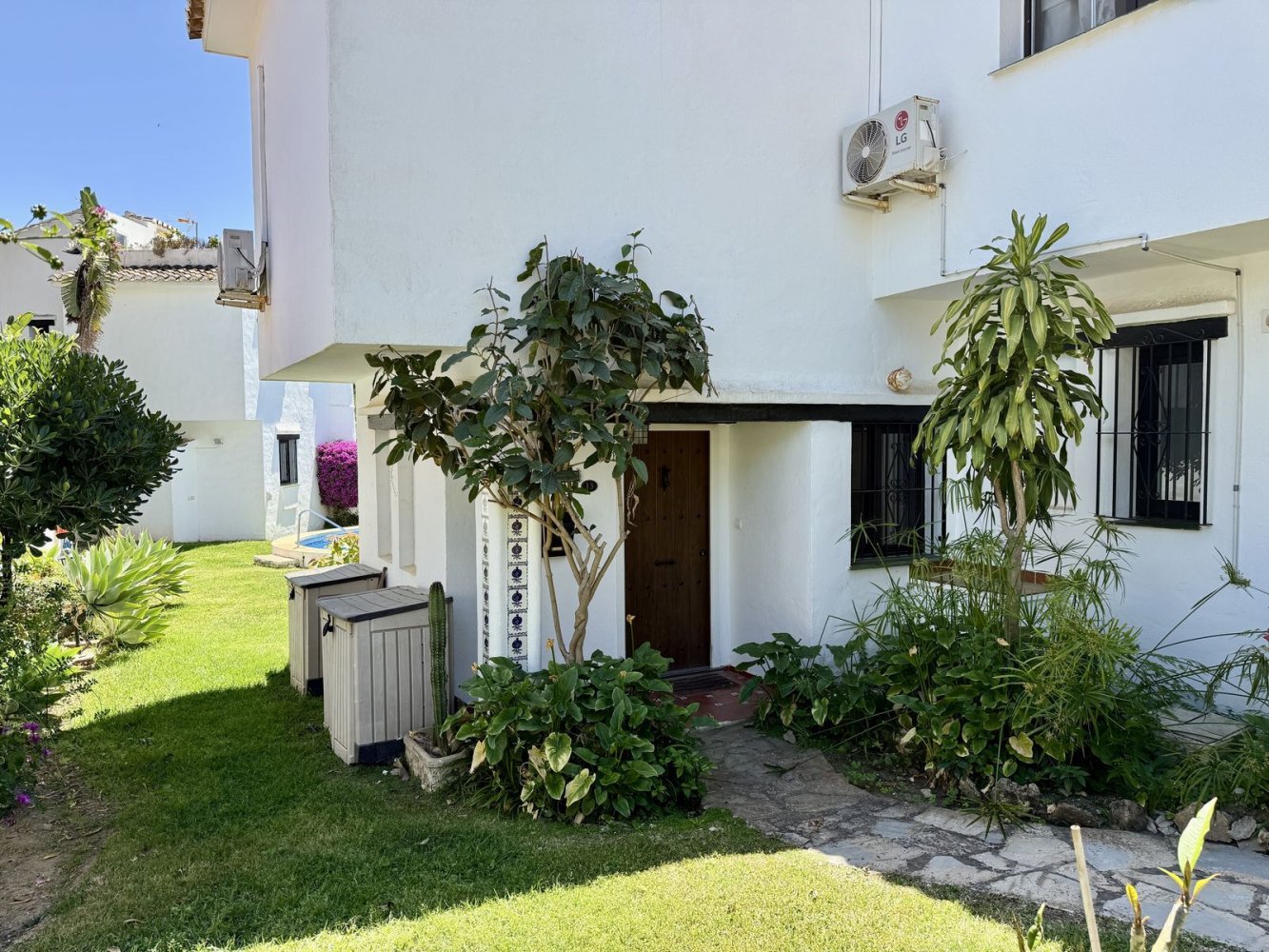 2 bedrooms Townhouse in Mijas, Spain No. 143055