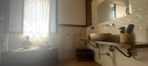 4 bedrooms Villa in Syracuse, Italy No. 331863 2