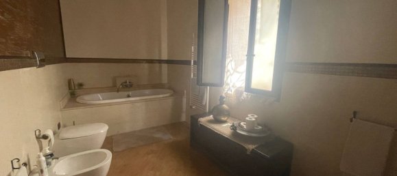 4 bedrooms Villa in Syracuse, Italy No. 331863 3