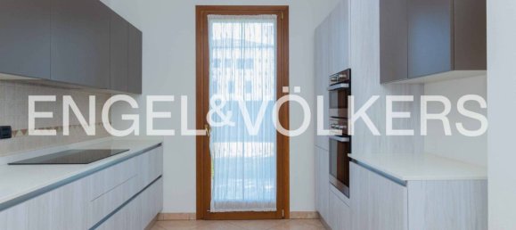 6 bedrooms Villa in Noventa Padovana, Italy No. 102912 11