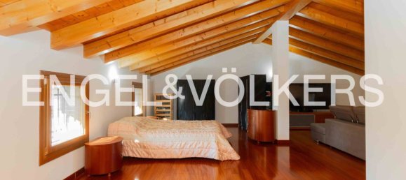 6 bedrooms Villa in Noventa Padovana, Italy No. 102912 2