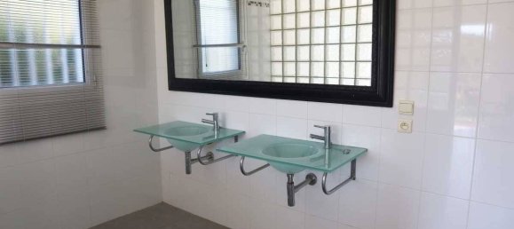 4 bedrooms Villa in Prades, France No. 199187 9