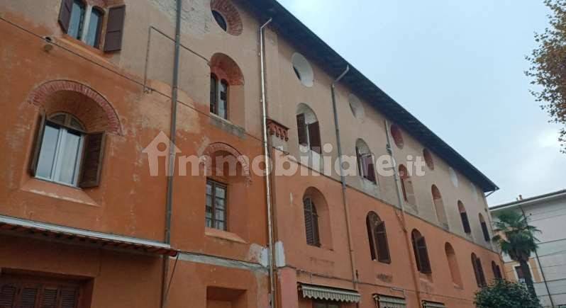 2 bedrooms Apartment in Varano Borghi, Italy No. 266072