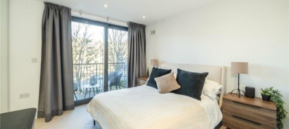 2 bedrooms Apartment in London, United Kingdom No. 12782 11